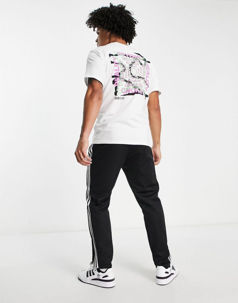 adidas Originals t-shirt in white with graphic back print商品第4张图片规格展示