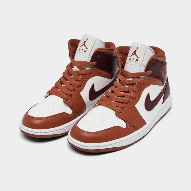 商品Jordan|Women's Air Jordan Retro 1 Mid Casual Shoes,价格¥447,第2张图片详细描述