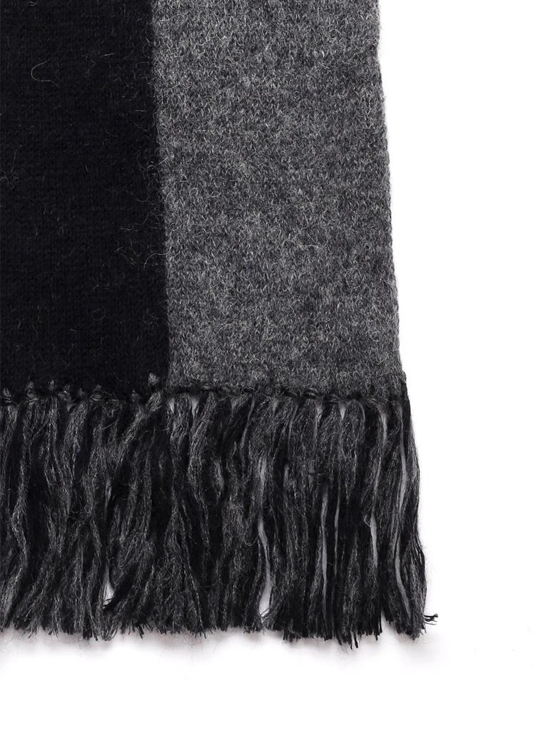商品Yves Saint Laurent|Saint Laurent Signature Knit Scarf,价格¥2297,第2张图片详细描述