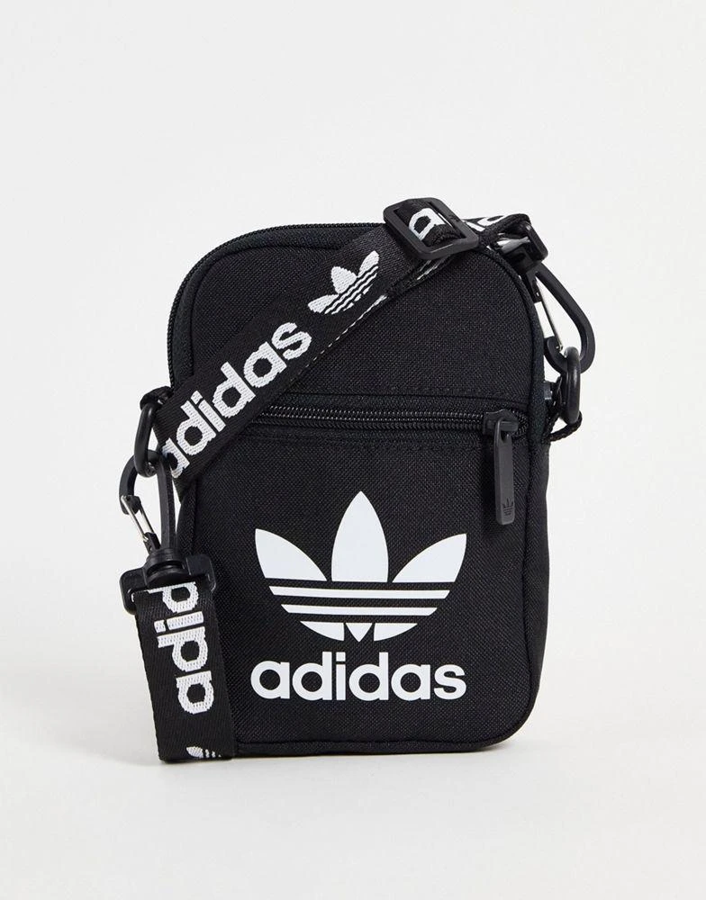 商品Adidas|adidas Originals adicolor across body bag with branded strap in black,价格¥176,第1张图片