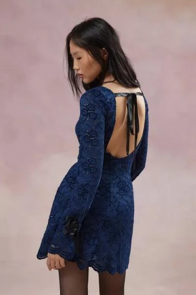 商品Kimchi Blue|Kimchi Blue Frankie Lace Long Sleeve Mini Dress,价格¥153,第4张图片详细描述