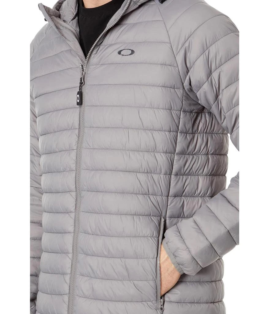 商品Oakley|Omni Thermal Hooded Jacket,价格¥809,第3张图片详细描述