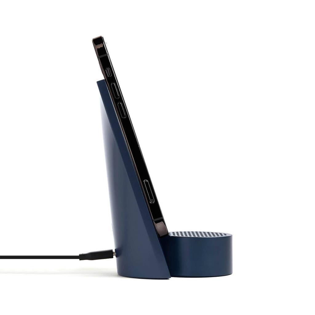 商品The Hut|Lexon City Energy Pro Phone Charger + Speaker - Navy,价格¥493,第5张图片详细描述