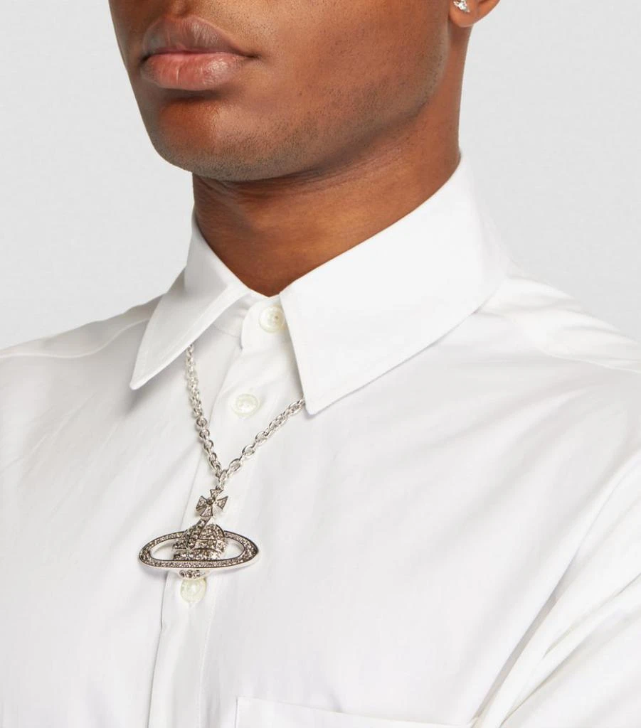 商品Vivienne Westwood|Crystal-Embellished Bas Relief Pendant Necklace,价格¥1378,第4张图片详细描述