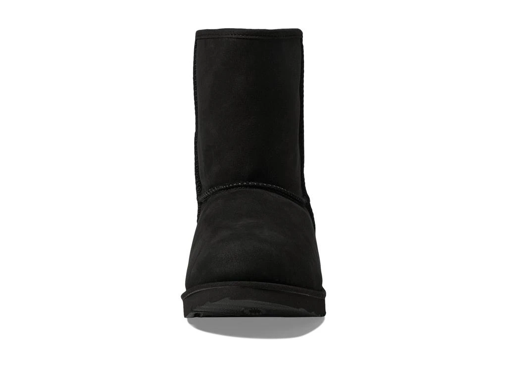 商品UGG|Classic Short II Waterproof (Little Kid/Big Kid),价格¥1117,第2张图片详细描述