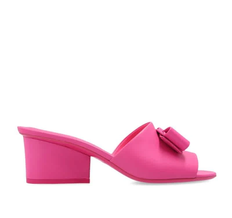 商品Salvatore Ferragamo|Salvatore Ferragamo Ladies Hot Pink Leather Viva 55 Sandals, Size 7.5 D,价格¥3224,第1张图片