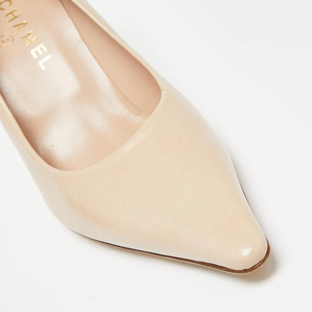 Chanel Beige Leather CC Pointed Toe  Pumps Size 41 商品
