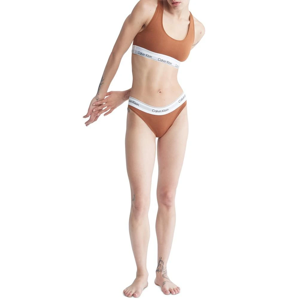 商品Calvin Klein|Women's Modern Naturals Unlined Bralette QF7044,价格¥135,第2张图片详细描述