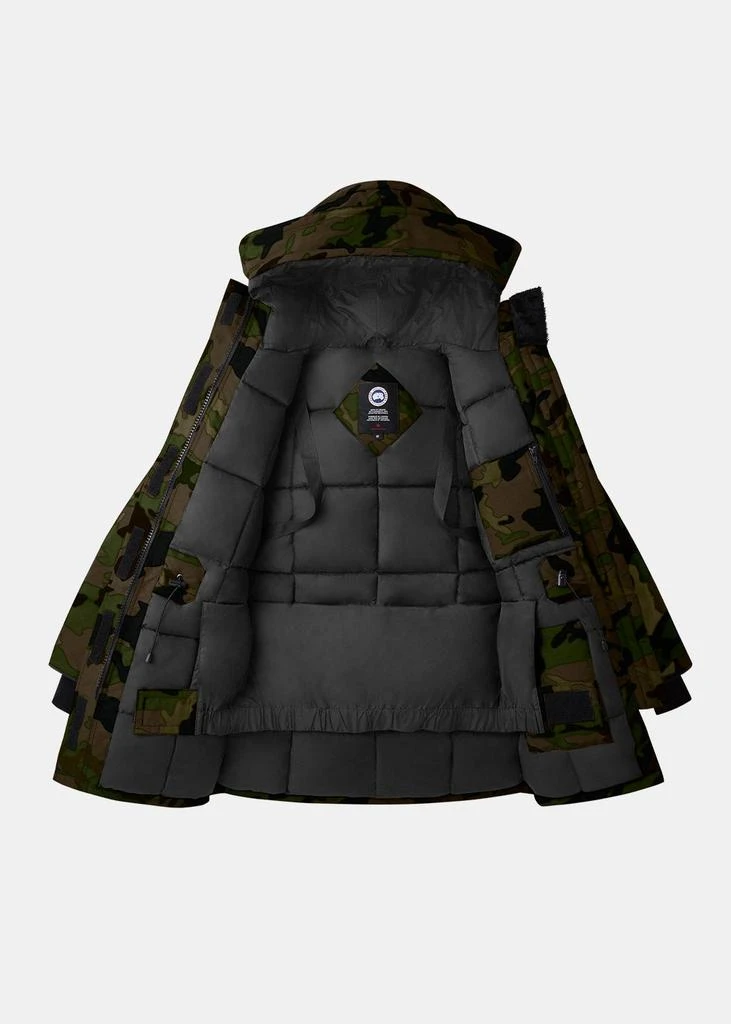 Canada Goose Classic Camo Expedition Down Parka 商品