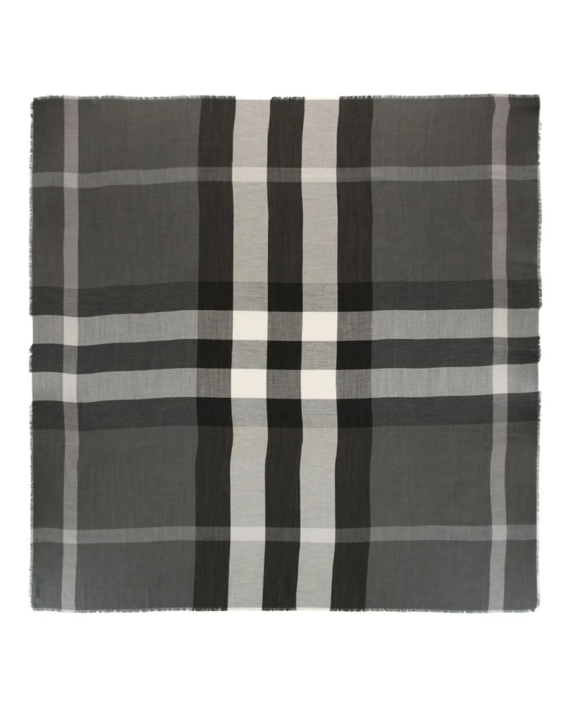 商品Burberry|Check Silk Scarf,价格¥2505,第1张图片