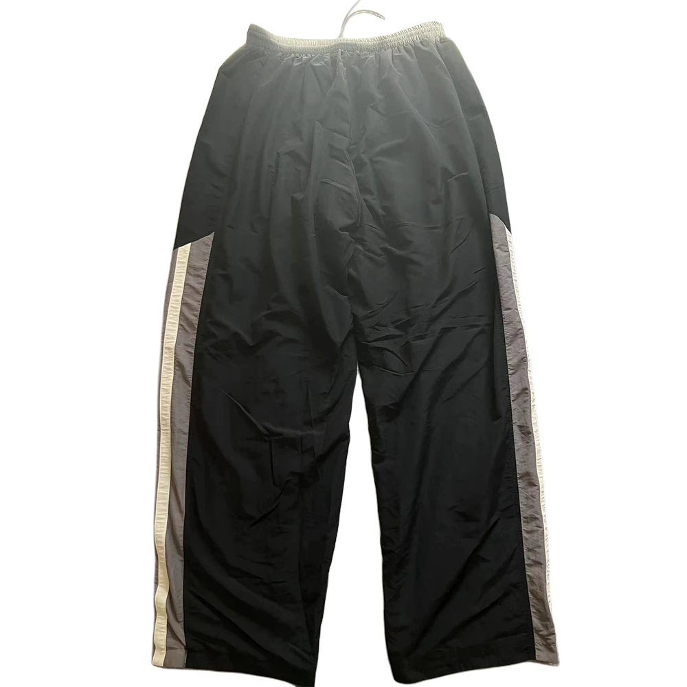 商品[国内直发] Balenciaga|巴黎世家 条纹拼色松紧直筒休闲裤 常规版型 男款 黑色,价格¥6415,第3张图片详细描述