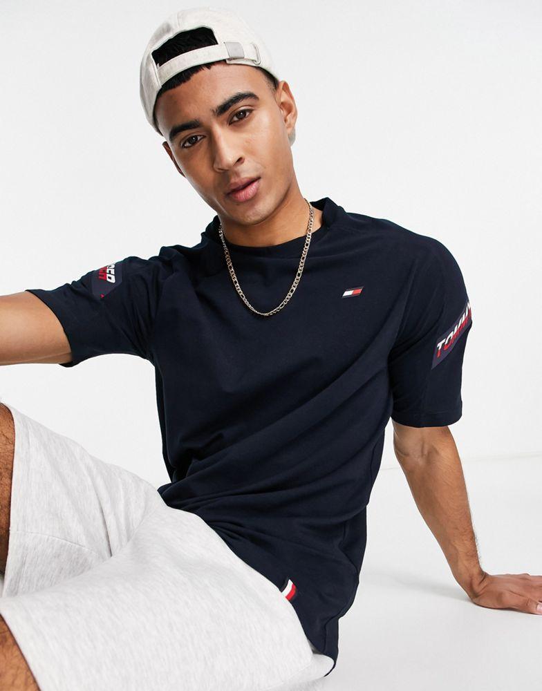 Tommy Hilfiger Performance icon logo & taping t-shirt in navy商品第1张图片规格展示