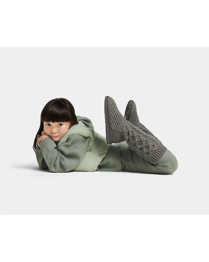 商品UGG|Unisex Classic Cardi Cable Knit Boots - Little Kid, Big Kid,价格¥505,第3张图片详细描述