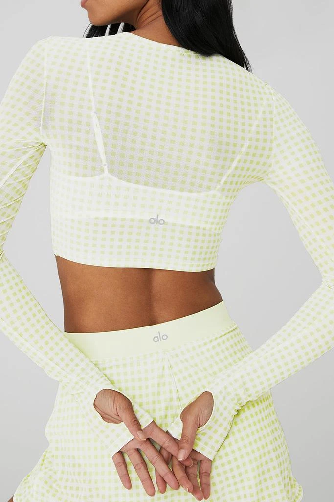 商品Alo|Mesh Gingham Cropped Long Sleeve - Iced Green Tea,价格¥421,第4张图片详细描述