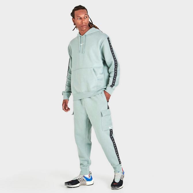 商品NIKE|Men's Nike Sportswear Repeating Fleece Cargo Pants,价格¥215,第4张图片详细描述