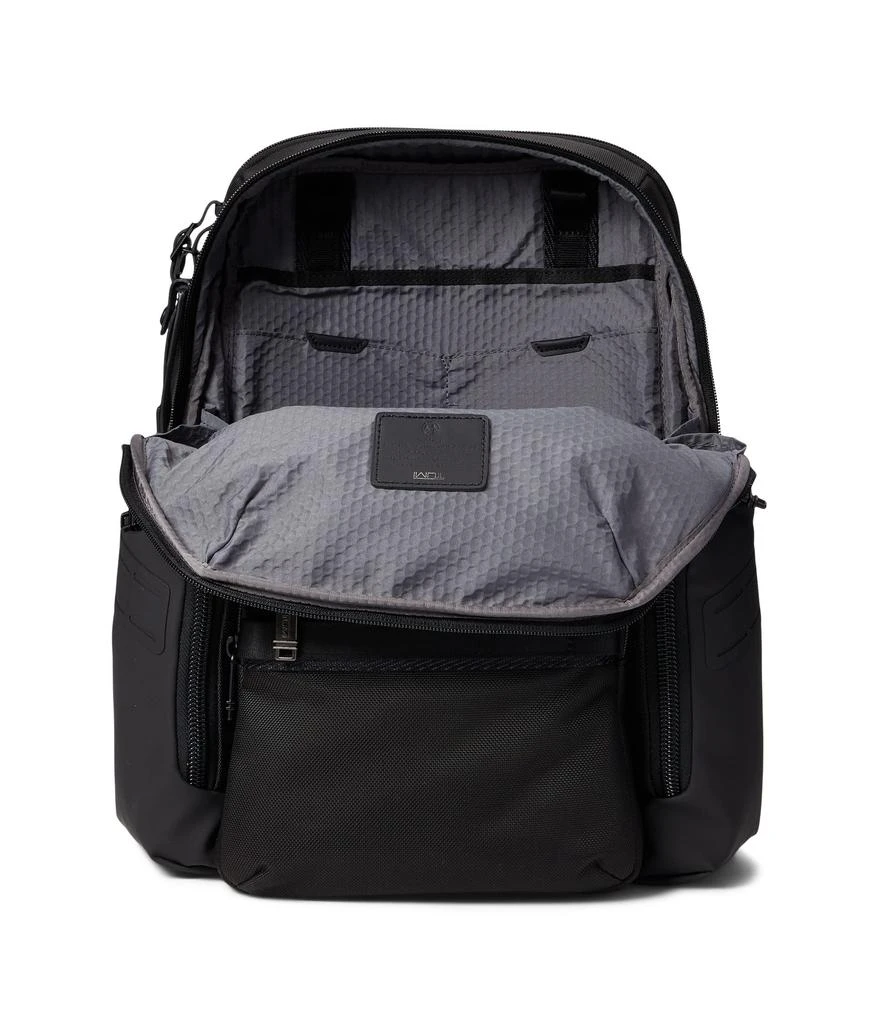 商品Tumi|Navigation Backpack,价格¥3904,第3张图片详细描述