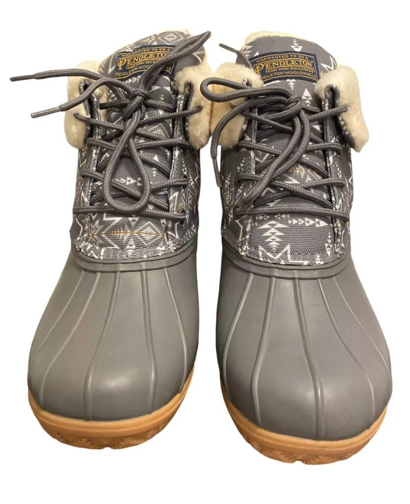 商品Pendleton|Women’S Classic Plains Star Duck Winter Boots In Gray,价格¥755,第2张图片详细描述