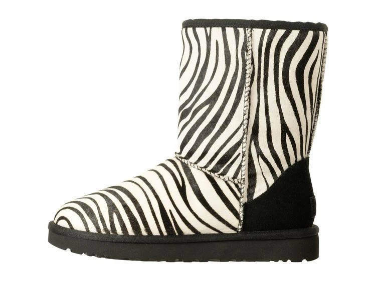 商品UGG|Classic Short Exotic 斑马纹雪地靴,价格¥974,第4张图片详细描述