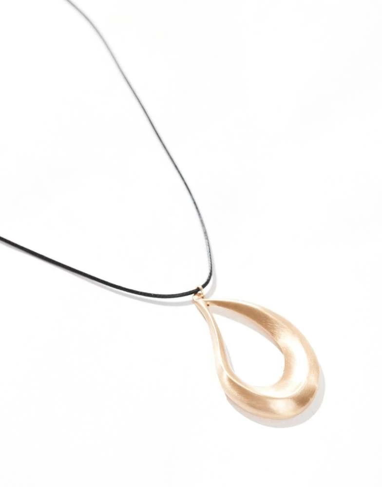 商品ASOS|ASOS DESIGN necklace with cord and brushed metal oval detail in gold tone,价格¥50,第3张图片详细描述