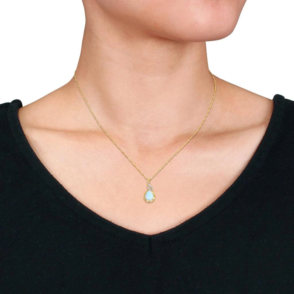 商品Mimi & Max|1 1/5 CT TGW Ethiopian Blue Opal and Diamond Accent Twist Pendant with Chain in 10K Yellow Gold,价格¥1373,第3张图片详细描述