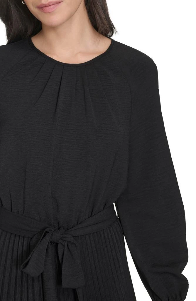 商品Calvin Klein|Aerowash Long Sleeve Pleated Midi Dress,价格¥574,第3张图片详细描述