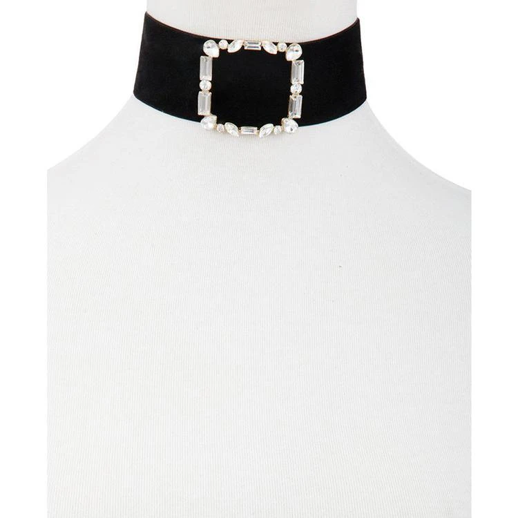 商品GUESS|Crystal Buckle Colored Velvet Choker Necklace,价格¥64,第3张图片详细描述