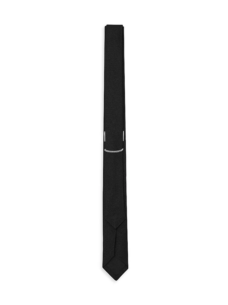 商品Yves Saint Laurent|Signature Evening Skinny Tie in Silk Grosgrain,价格¥1665,第2张图片详细描述