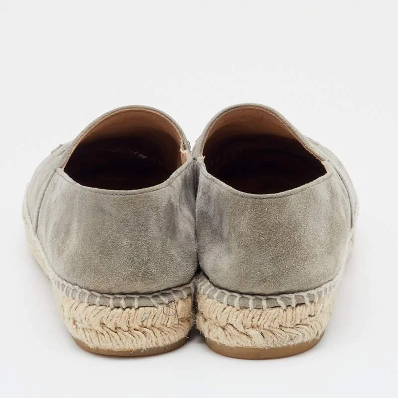 商品[二手商品] Chanel|Chanel Grey/Black Suede and Leather CC Cap Toe Espadrilles Size 39,价格¥3016,第5张图片详细描述