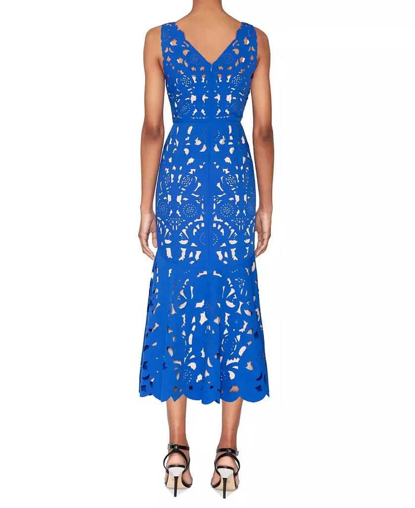 商品WHITE TIE by Shani|Women's Laser-Cut Sleeveless Midi Dress,价格¥1475,第2张图片详细描述