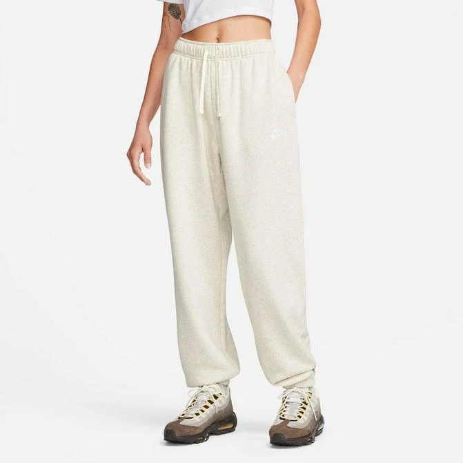 商品NIKE|Women's Nike Sportswear Club Fleece Mid-Rise Oversized Sweatpants,价格¥372,第1张图片