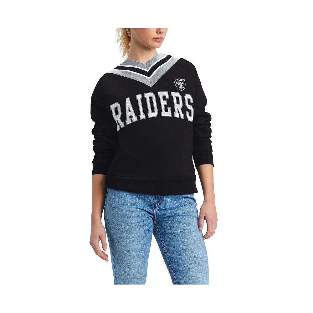 商品Tommy Hilfiger|Women's Black Las Vegas Raiders Heidi V-Neck Pullover Sweatshirt,价格¥625,第1张图片