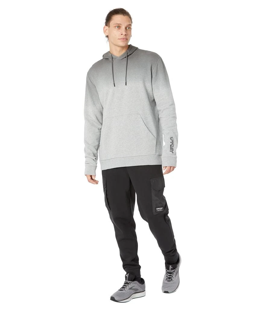 商品Oakley|Fade Away Pullover Hoodie,价格¥342,第4张图片详细描述