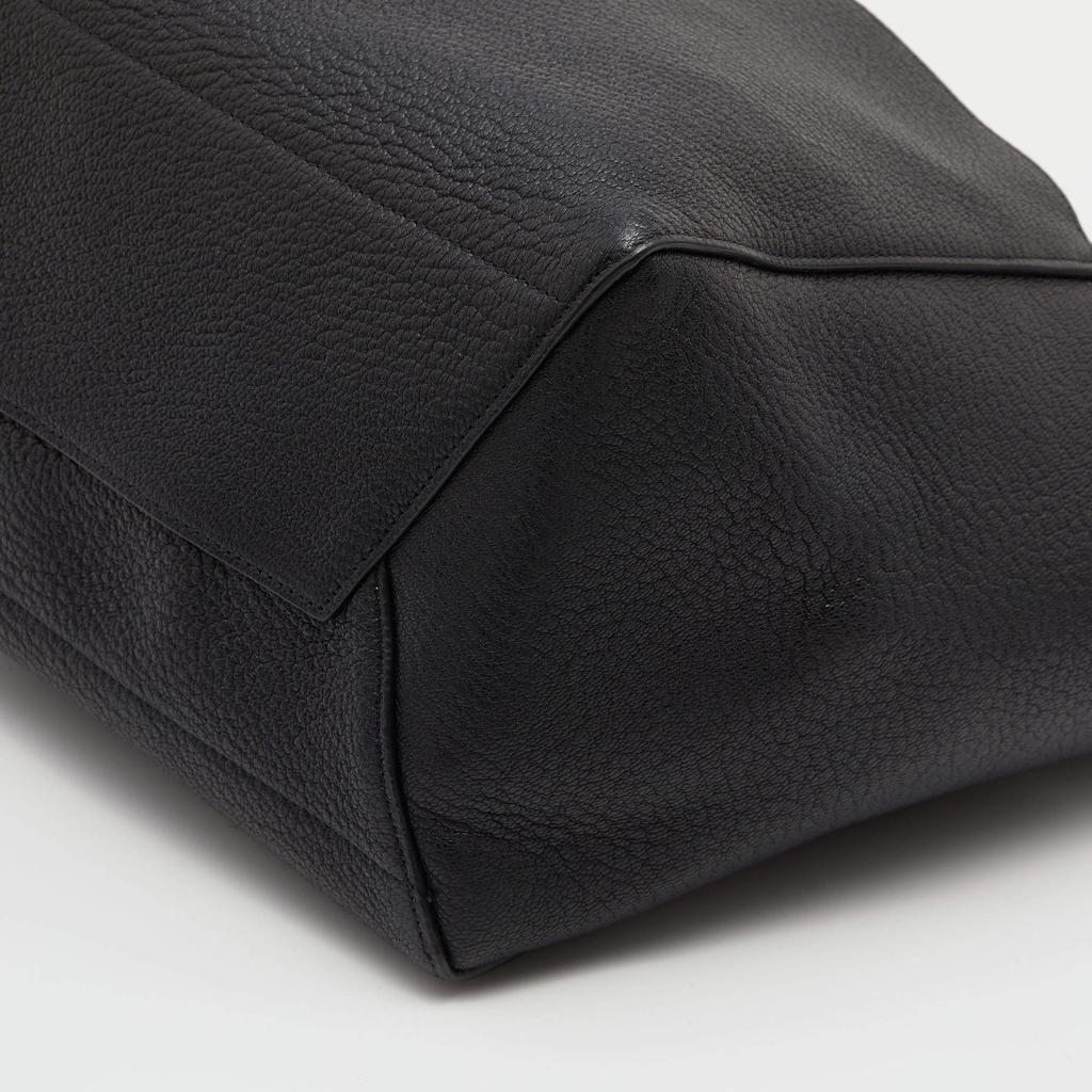Celine Black Grained Leather Seau Sangle Bucket Bag商品第10张图片规格展示
