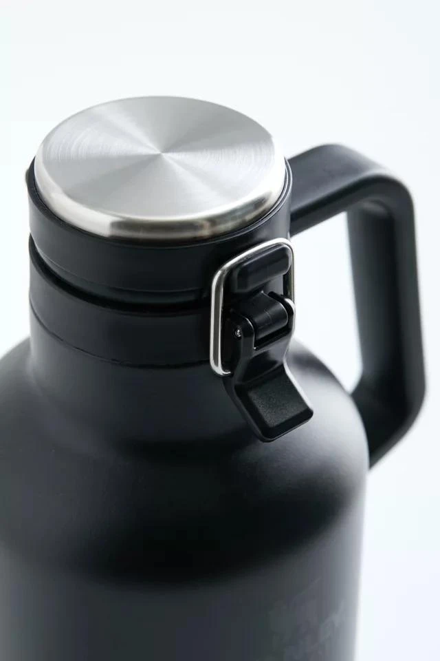 商品Stanley|Stanley 64 oz Easy-Pour Growler Water Bottle,价格¥426,第4��张图片详细描述
