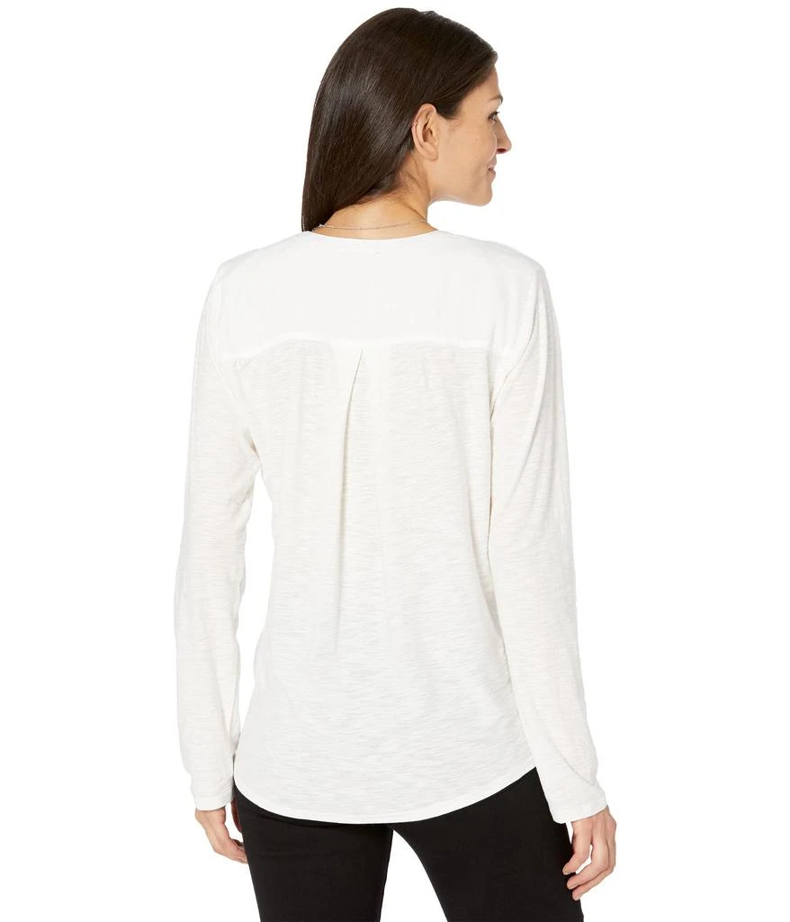 商品Vince Camuto|Y-Neck Henley Tee,价格¥351,第2张图片详细描述