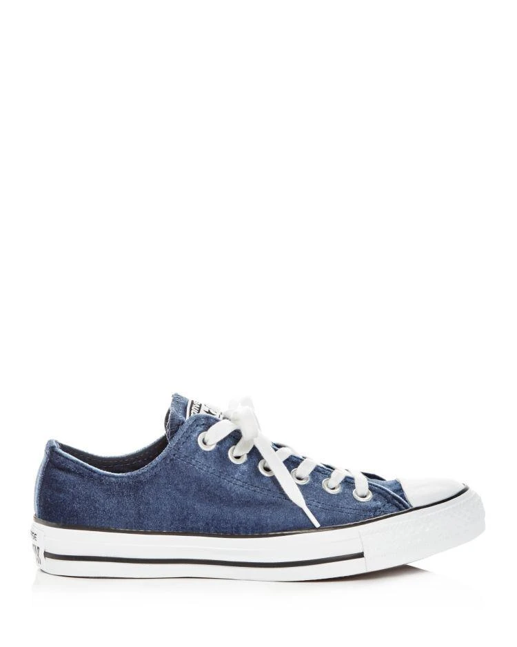 商品Converse|Women's Chuck Taylor All Star Velvet Lace Up Sneakers,价格¥314,第2张图片详细描述