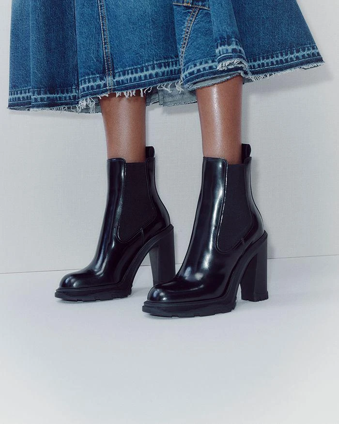 商品Alexander McQueen|Women's Tread Heeled Chelsea Boots,价格¥5071,第2张图片详细描述
