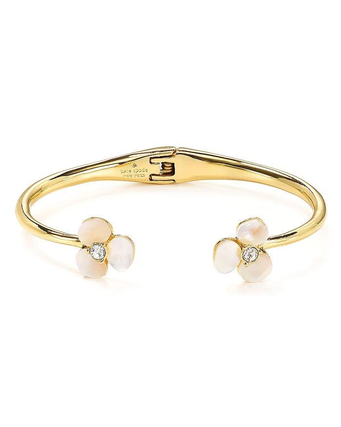 商品Kate Spade|珍珠开口手镯Mother-of-Pearl Floral Cuff,价格¥409,第1张图片