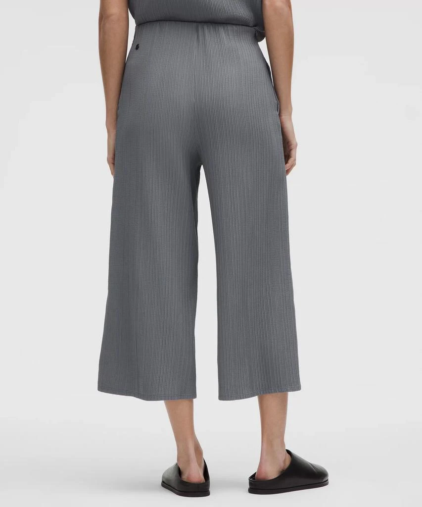 Pleated Stretch High-Rise Wide-Leg Cropped Pant 商品