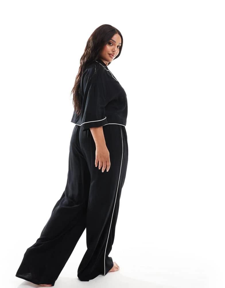 商品ASOS|ASOS DESIGN Curve super soft slinky wide leg pyjama trouser in black with contrast binding,价格¥118,第2张图片详细描述