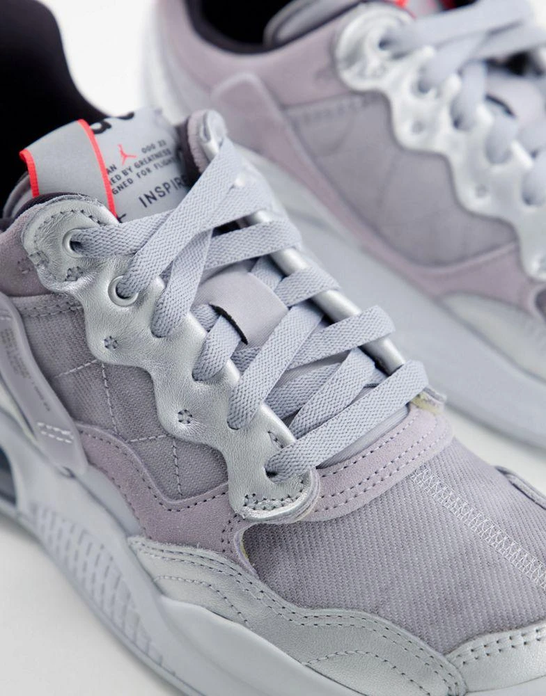 商品Jordan|Jordan MA2 trainers in grey and white,价格¥1023,第4张图片详细描述