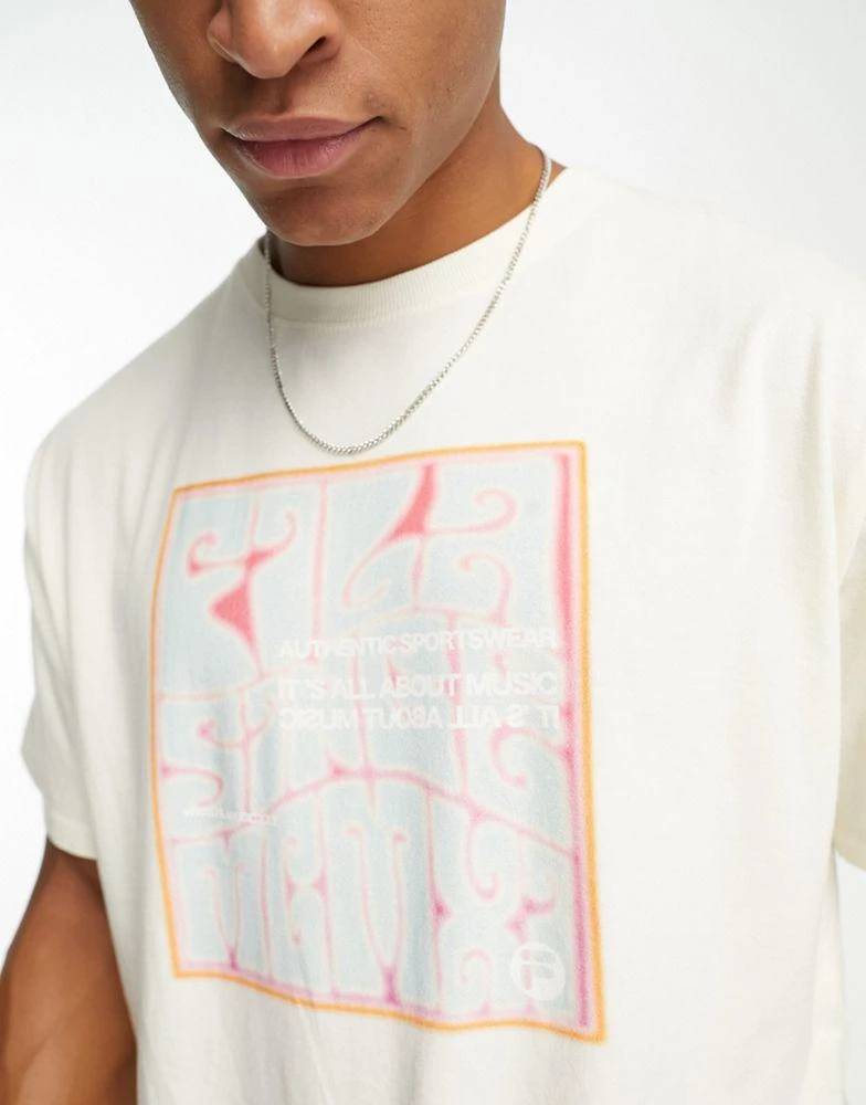 商品Fila|Fila Gordon t-shirt with retro back print in off white,价格¥152,第4张图片详细描述