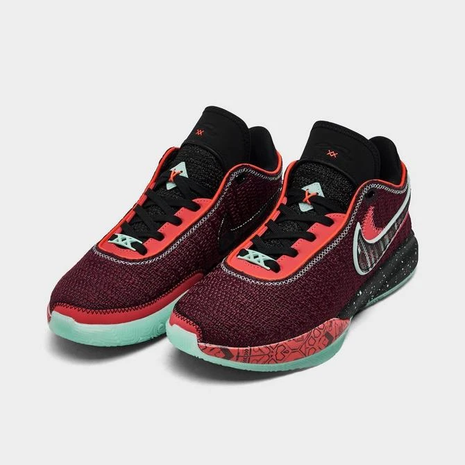 商品NIKE|Big Kids' Nike LeBron 20 SE Basketball Shoes,价格¥732,第2张图片详细描述
