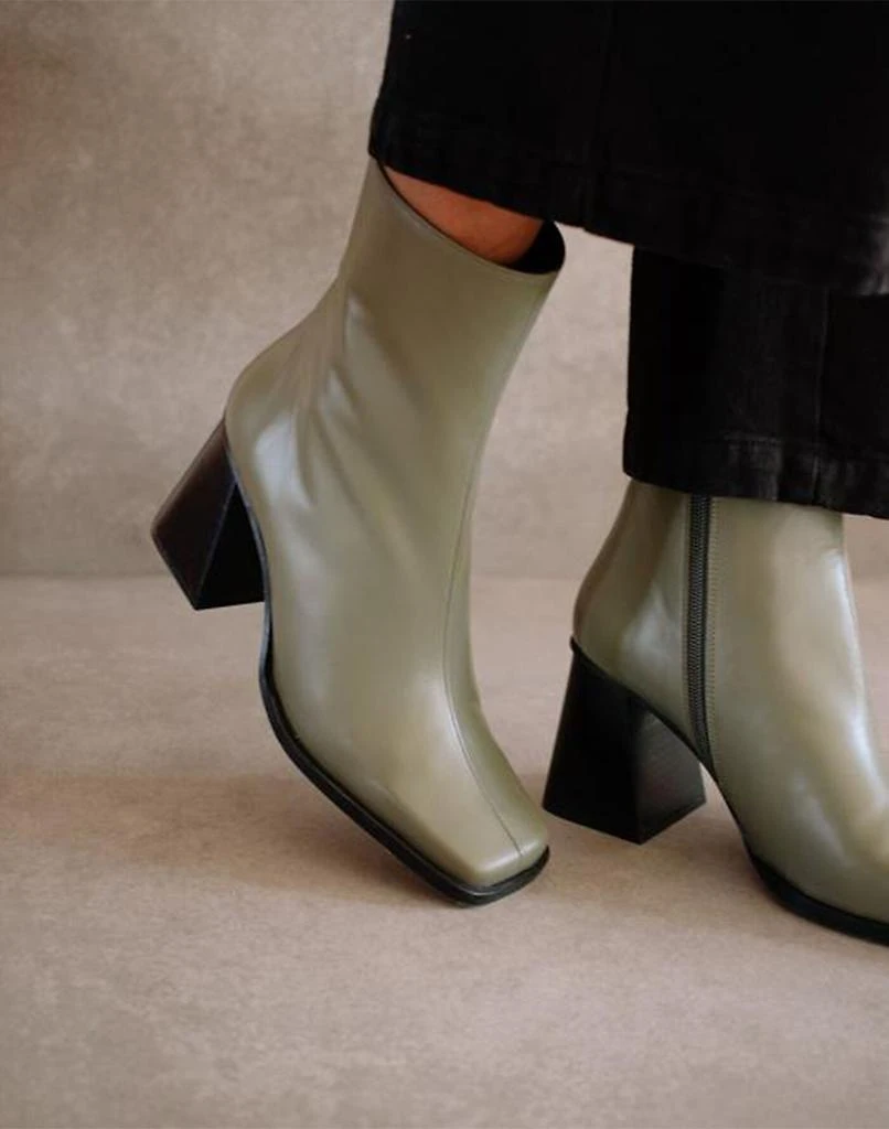 商品Madewell|ALOHAS Leather South Heels,价格¥2141,第4张图片详细描述