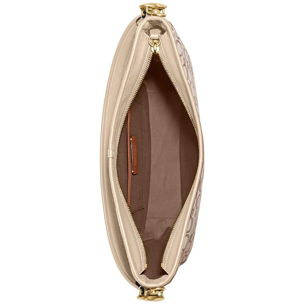 商品Coach|Signature Jacquard Soft Tabby Hobo Bag,价格¥1676,第3张图片详细描述