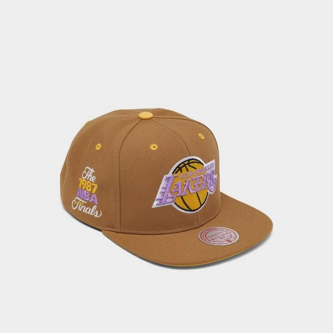 商品Mitchell and Ness|Mitchell & Ness Los Angeles Lakers NBA Wheat Hardwood Classics Snapback Hat,价格¥112,第2张图片详细描述