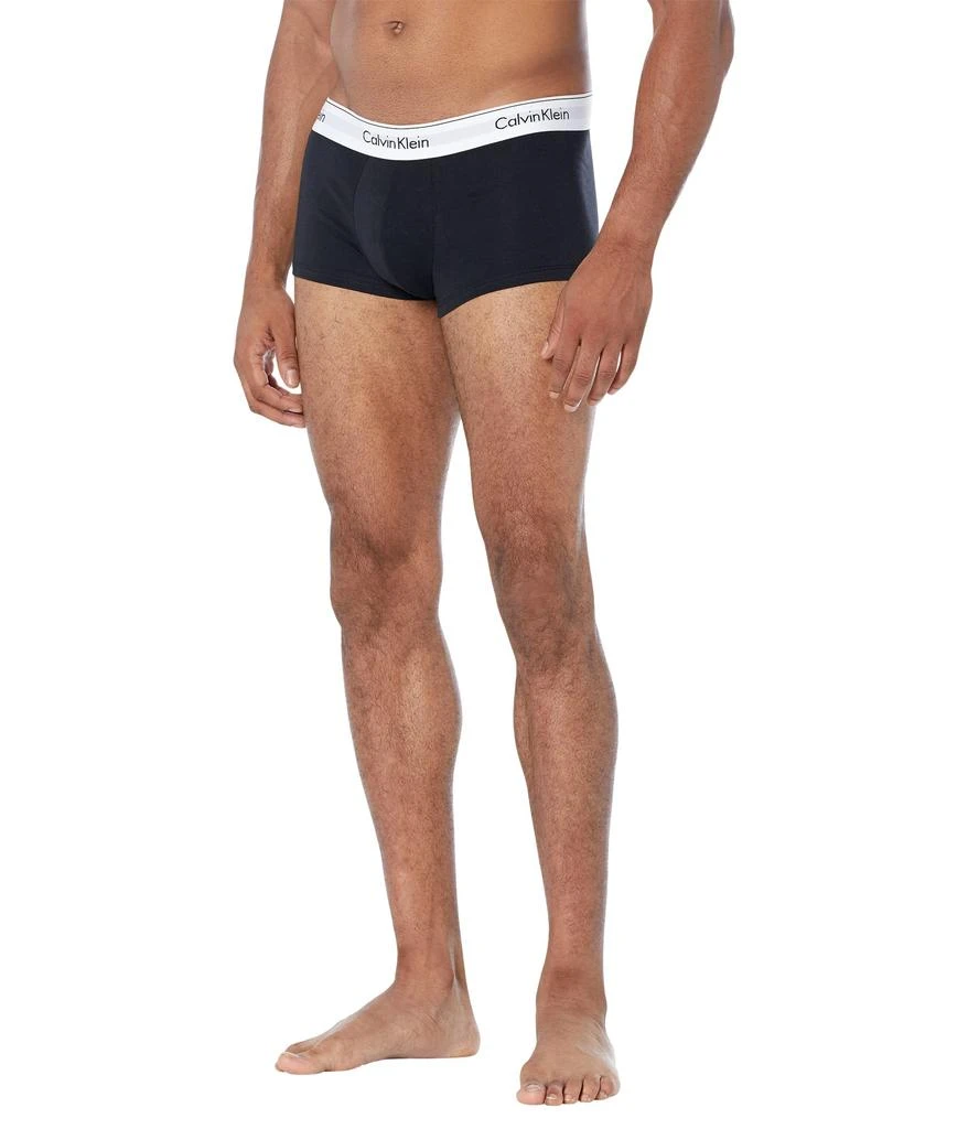 商品Calvin Klein|Modern Cotton Stretch Naturals Low Rise Trunks 3-Pack,价格¥220,第1张图片