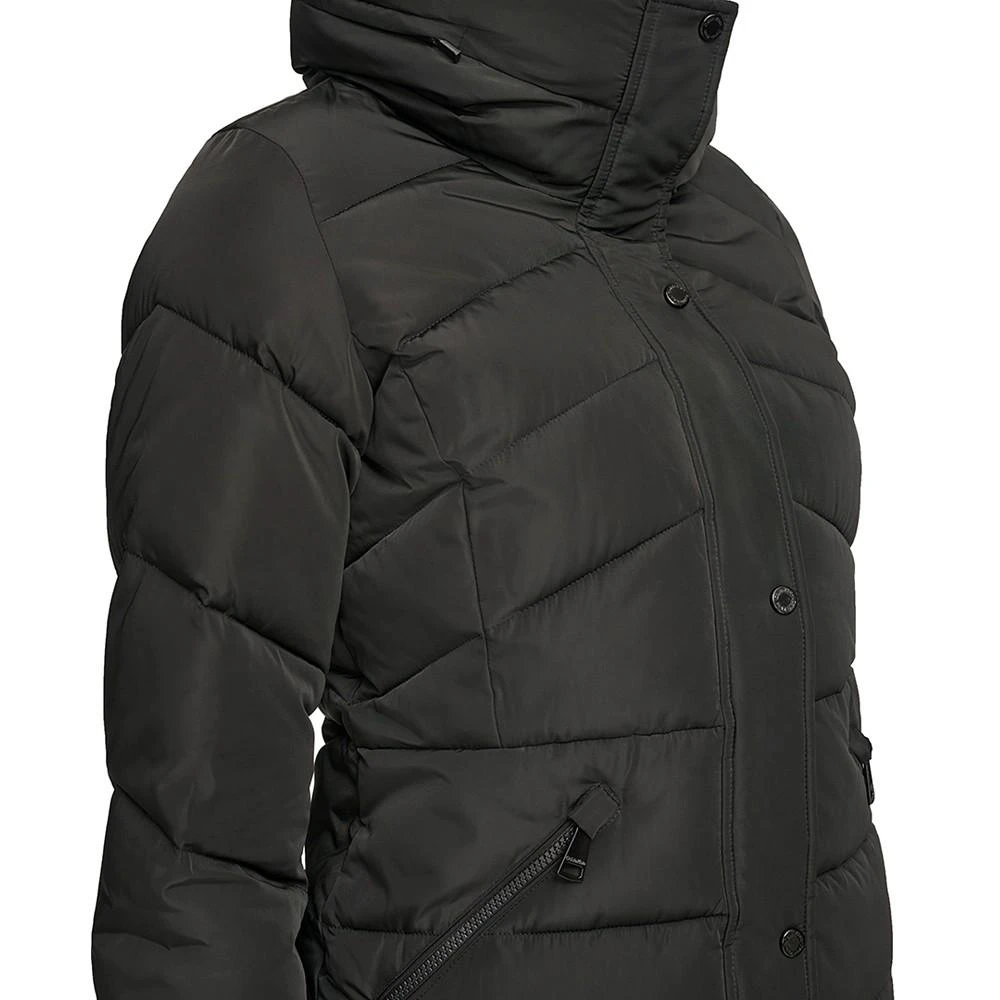 商品Calvin Klein|Women's Petite Faux-Sherpa Collar Hooded Stretch Puffer Coat, Created for Macy's,价格¥2305,第4张图片详细描述