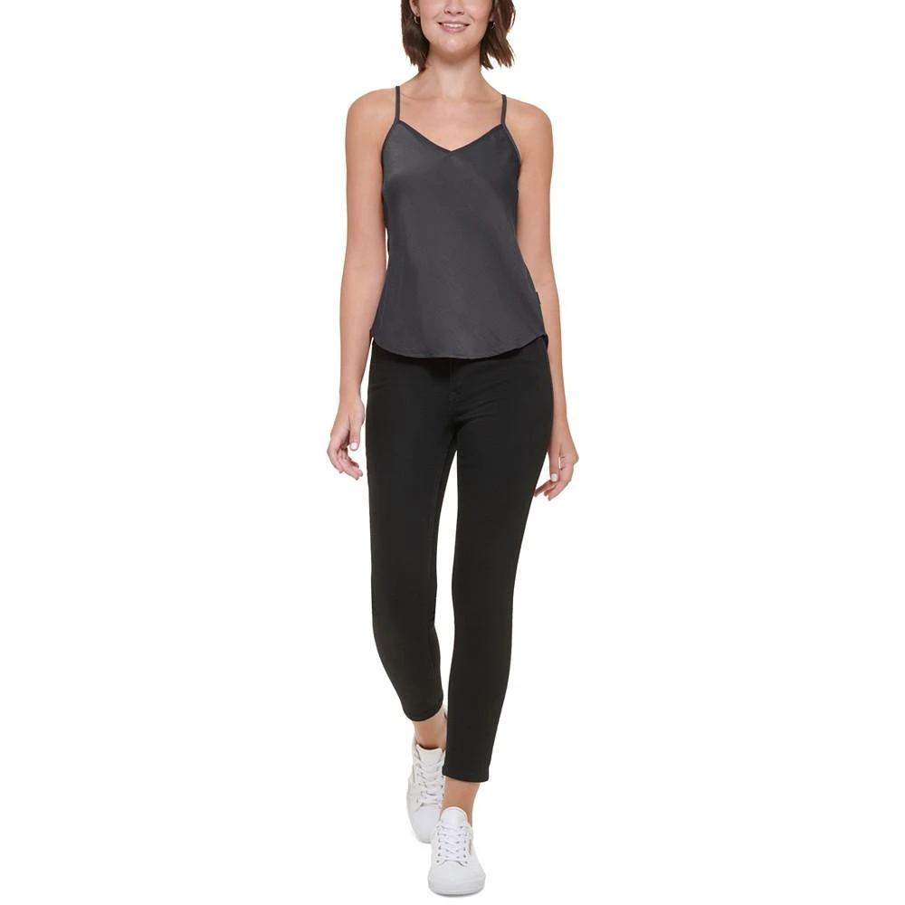 商品Calvin Klein|Women's Charmeuse V-Neck Tank Top,价格¥178,第4张图片详细描述