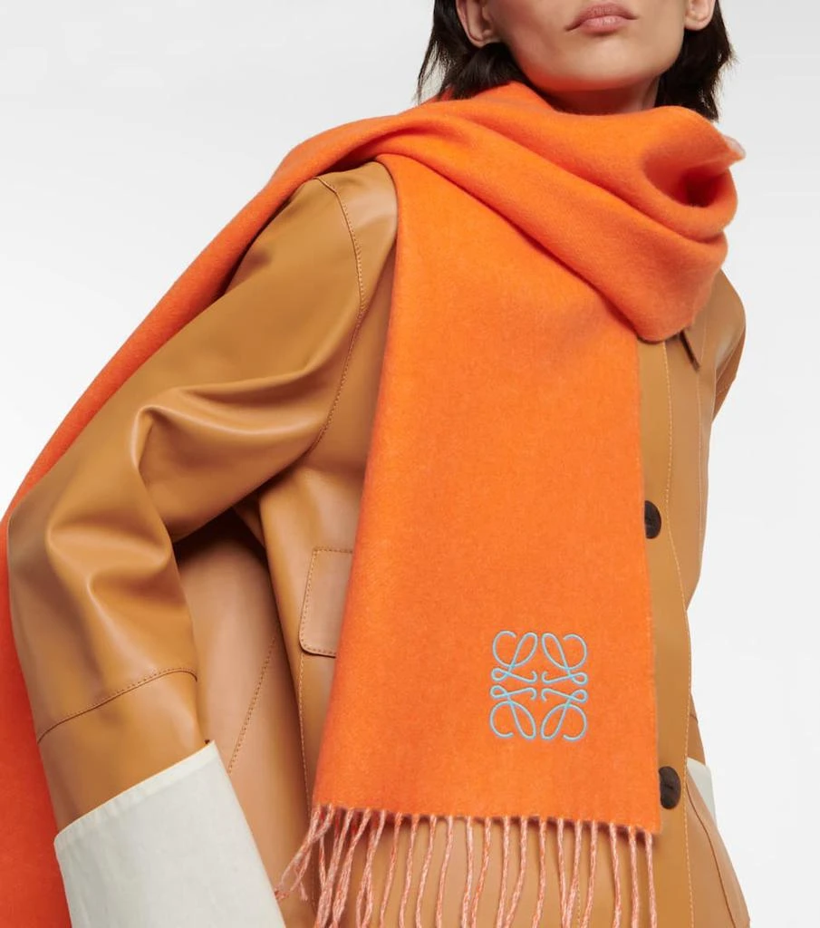 商品Loewe|Wool and cashmere scarf,价格¥2887,第3张图片详细描述